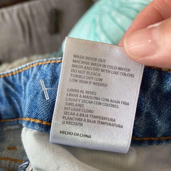 Nature Denim distressed cut off Jean Shorts 2 - Picture 8 of 8